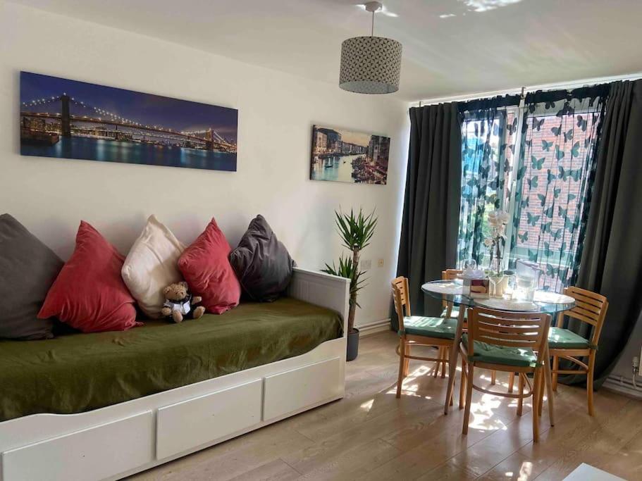 Apt 2/4People Archway/Holloway Londra Esterno foto