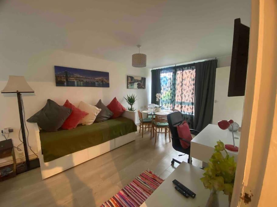 Apt 2/4People Archway/Holloway Londra Esterno foto